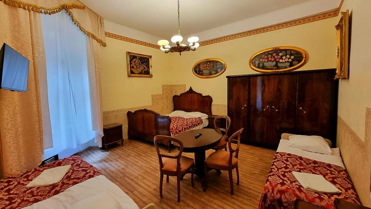 Vavelsky Apartments - Old Town كراكوفيا المظهر الخارجي الصورة