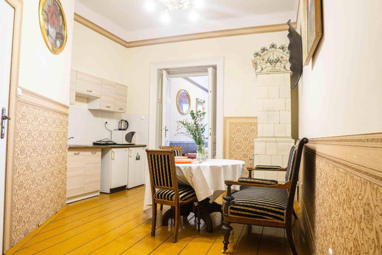 Vavelsky Apartments - Old Town كراكوفيا المظهر الخارجي الصورة